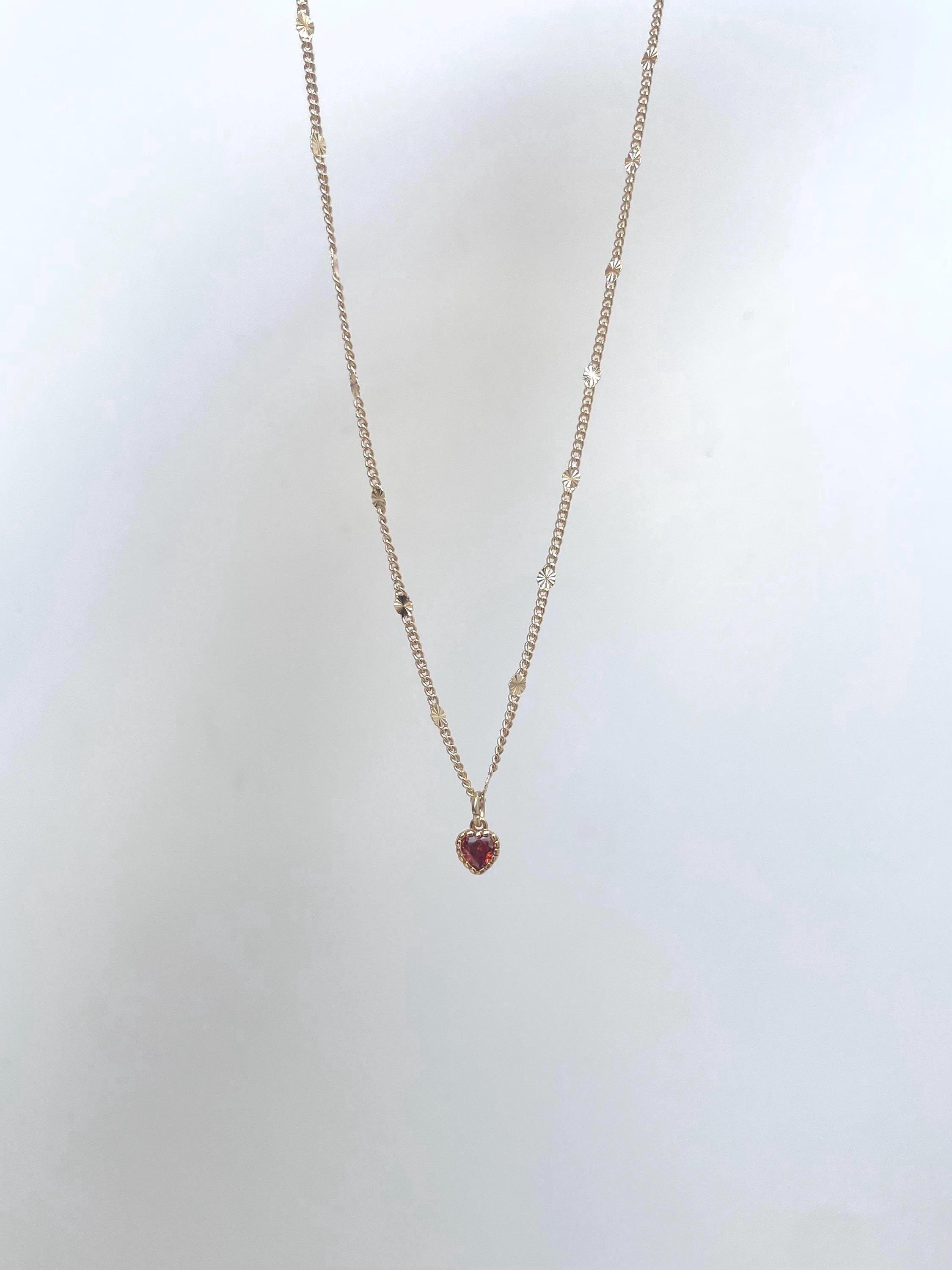 Red Heart Necklace, 4 / 5