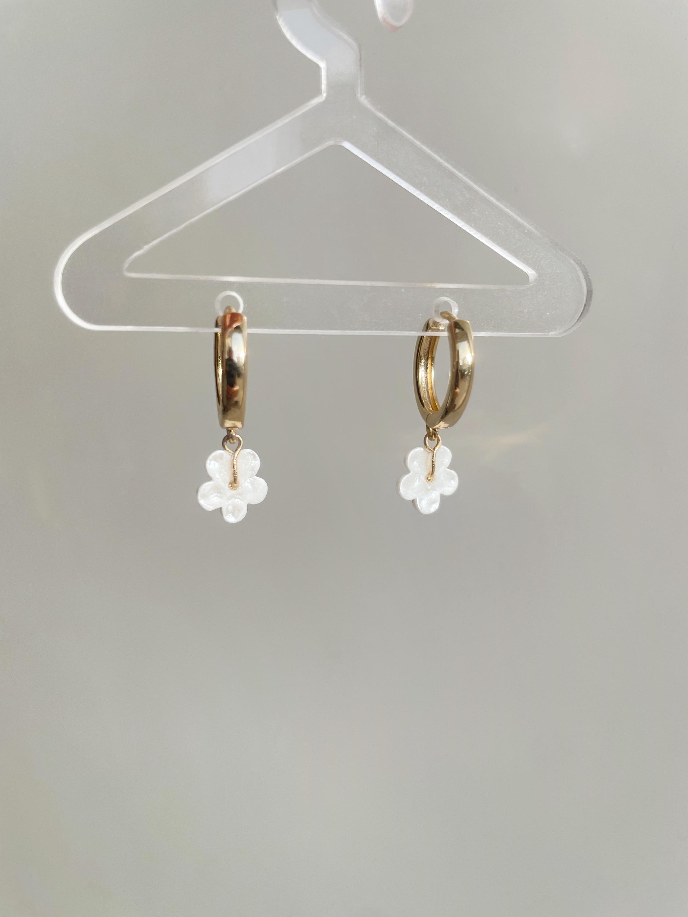 Tiny White Flower Hoops, 3 / 3