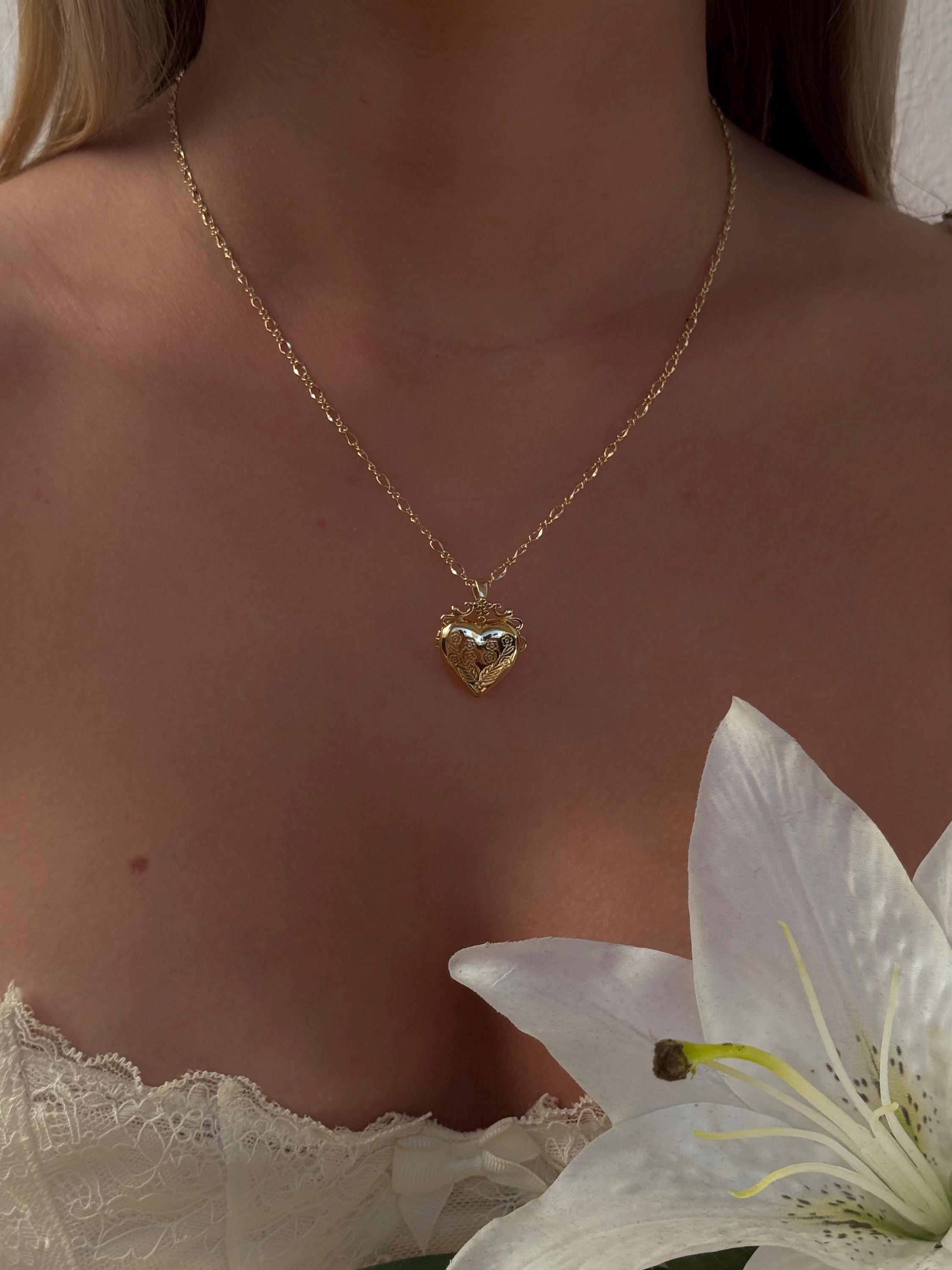Vintage Open Heart Locket, 9 / 9